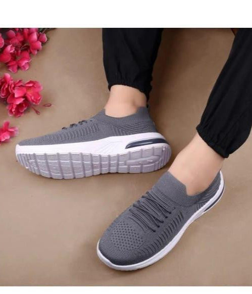 Attractive Women Casual Shoes