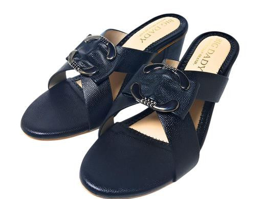 Black Comfort Logo Shoes for Women